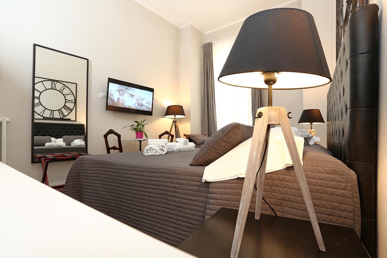Bed and Breakfast Residenza Cavour à Rome Extérieur photo