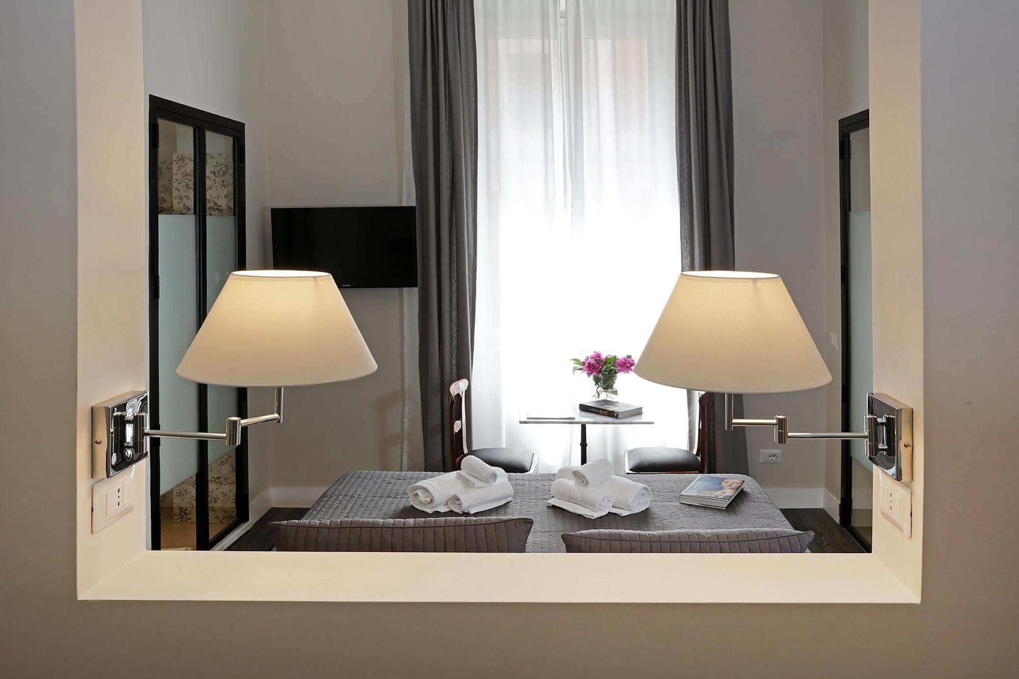 Bed and Breakfast Residenza Cavour à Rome Extérieur photo