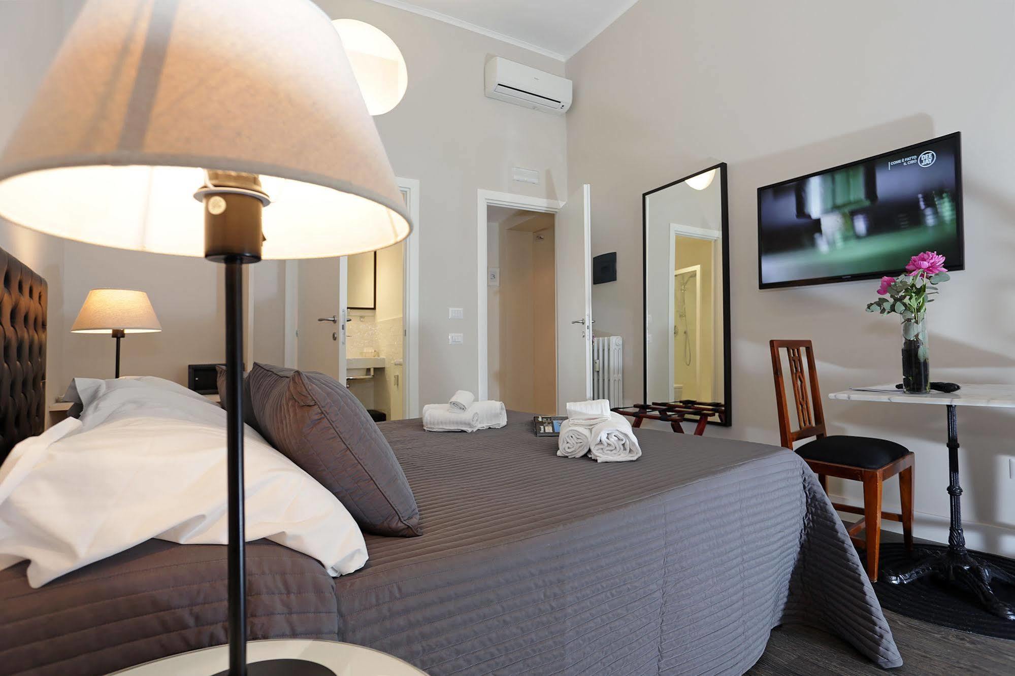 Bed and Breakfast Residenza Cavour à Rome Extérieur photo